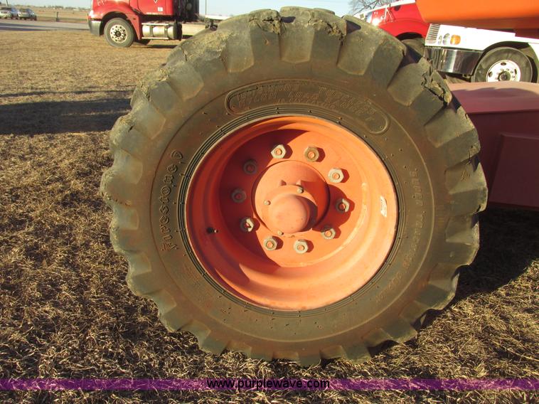 image for item G9805 1999 Snorkel TB60 boom lift