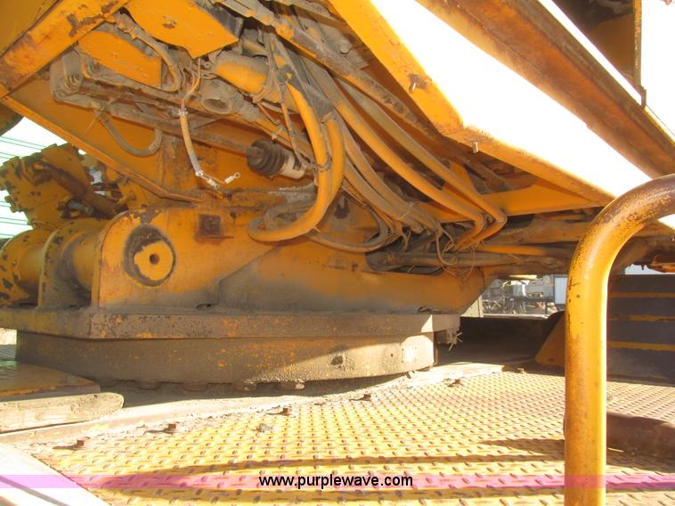 image for item G9806 American 1075 rough terrain crane