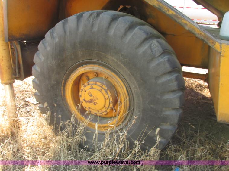 image for item G9806 American 1075 rough terrain crane