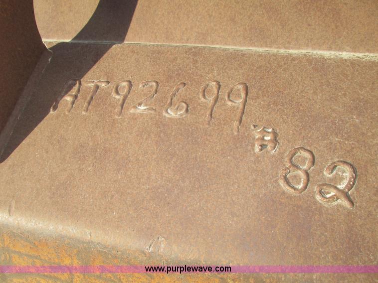 image for item G9808 Caterpillar 966G 126"W bucket