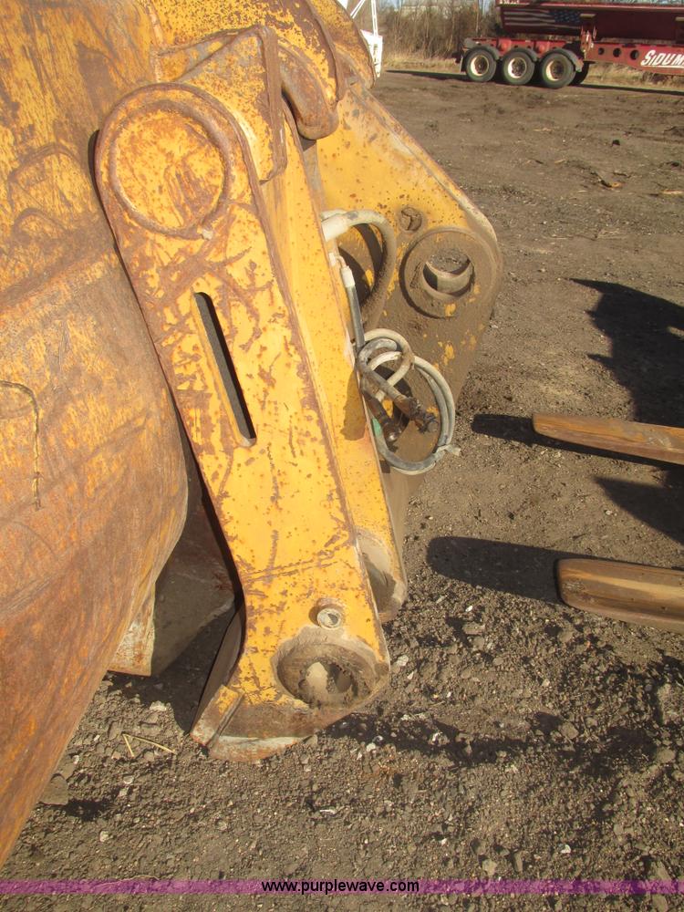 image for item G9808 Caterpillar 966G 126"W bucket