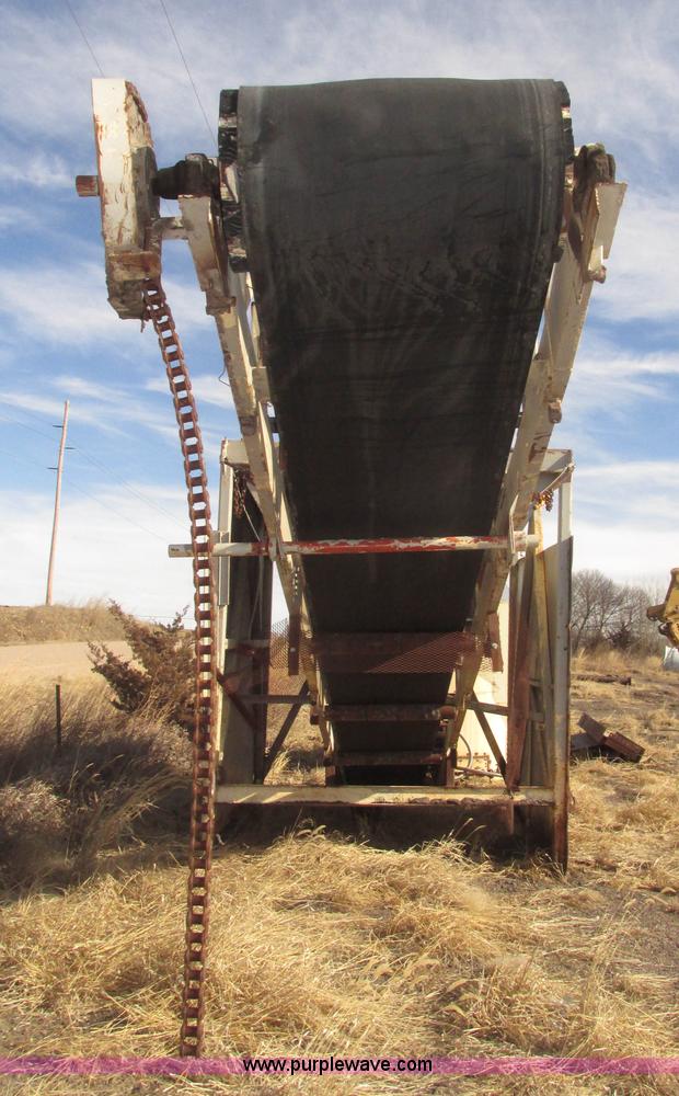 image for item G9809 Single aggregate bin and conveyor