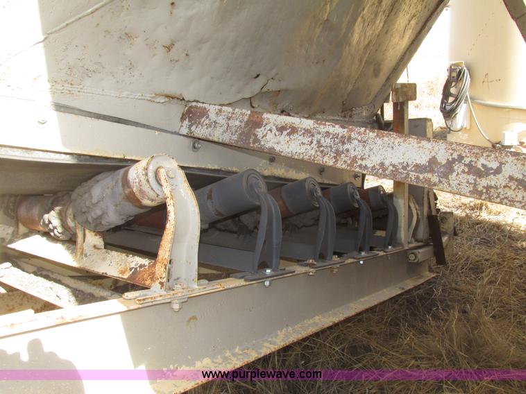 image for item G9809 Single aggregate bin and conveyor