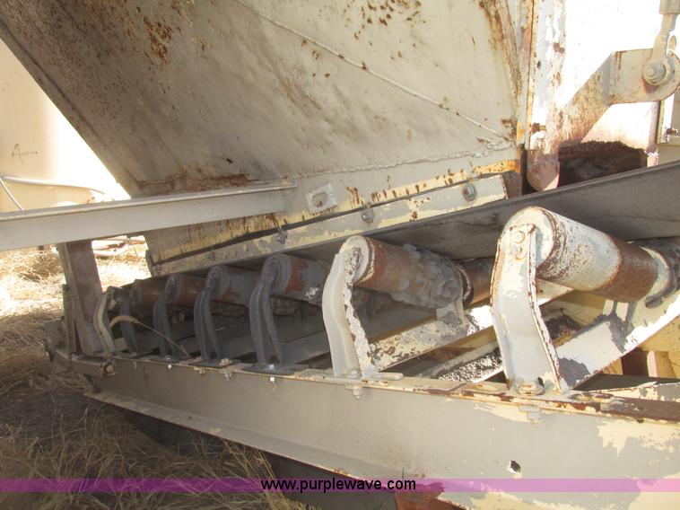 image for item G9809 Single aggregate bin and conveyor