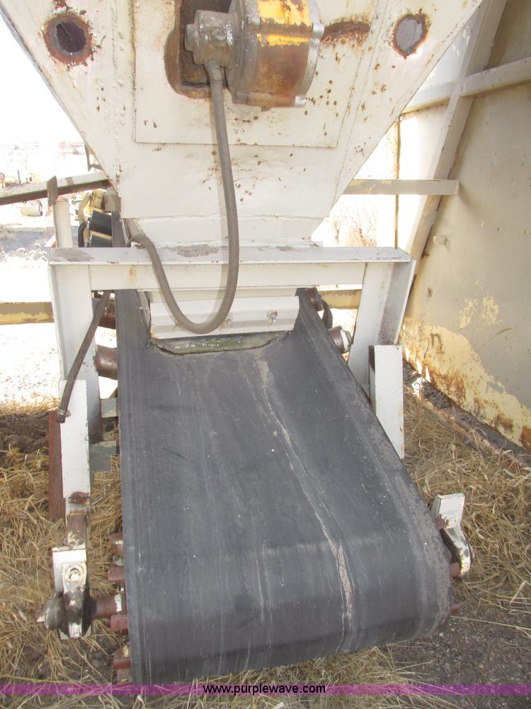 image for item G9809 Single aggregate bin and conveyor