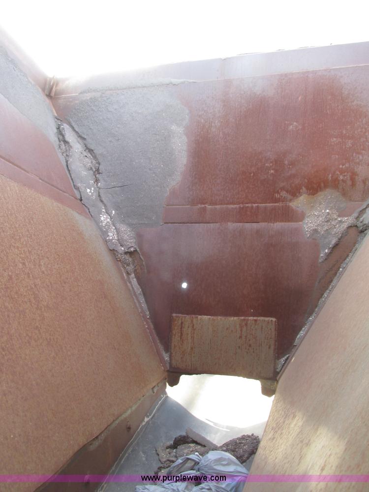 image for item G9809 Single aggregate bin and conveyor