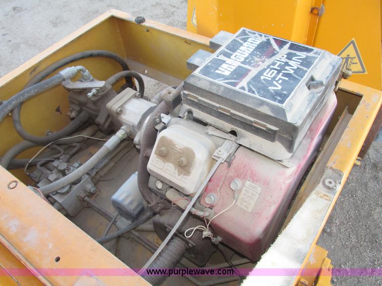 image for item G9816 1991 Wacker RD880 articulated double drum roller