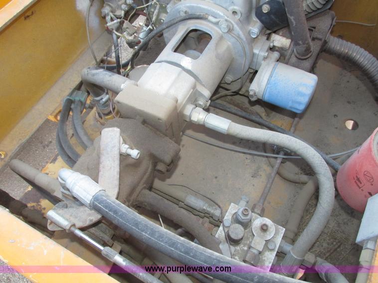 image for item G9816 1991 Wacker RD880 articulated double drum roller