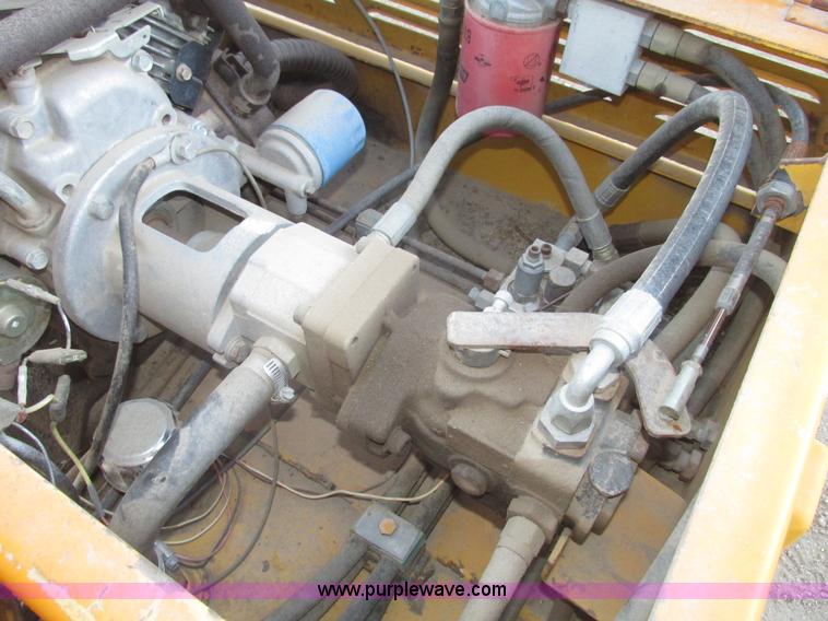 image for item G9816 1991 Wacker RD880 articulated double drum roller