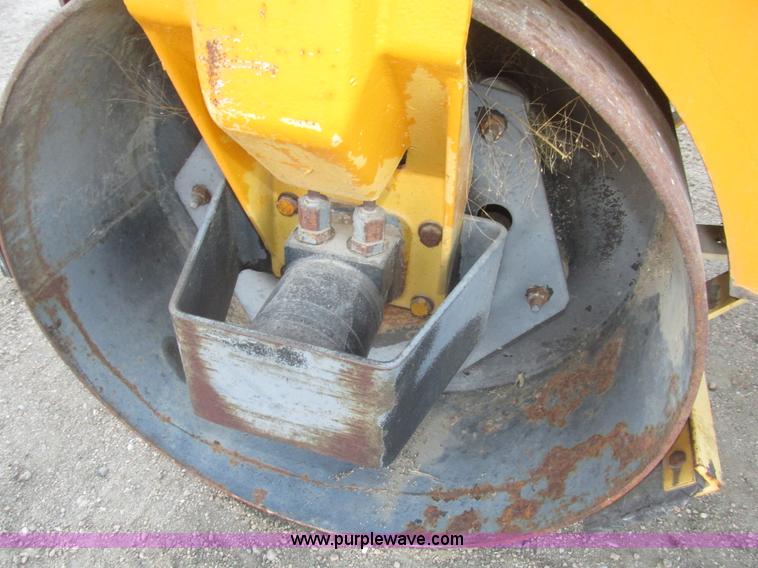 image for item G9816 1991 Wacker RD880 articulated double drum roller