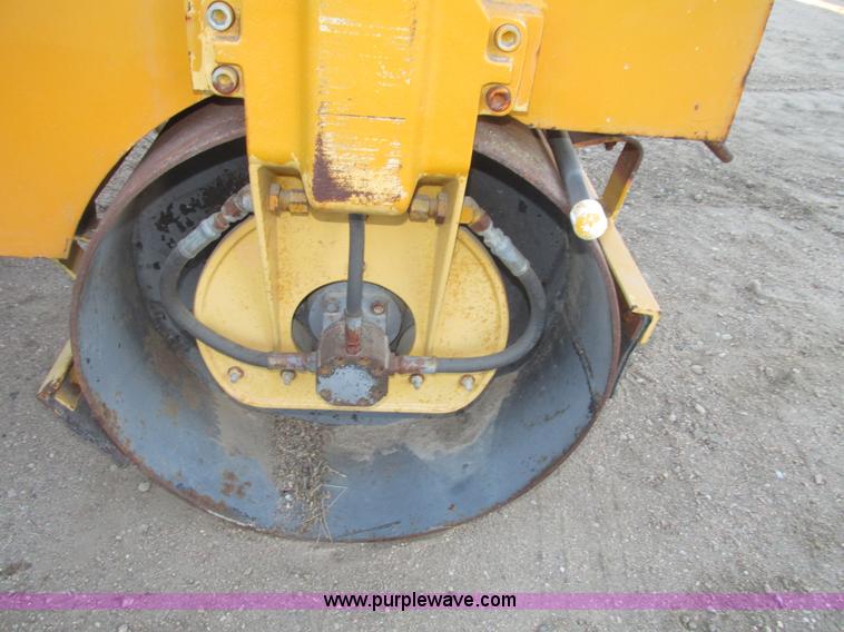image for item G9816 1991 Wacker RD880 articulated double drum roller