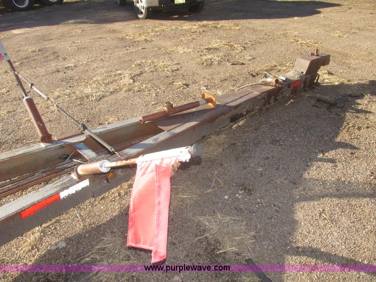 image for item G9818 1987 Ravens triple axle pup dump trailer