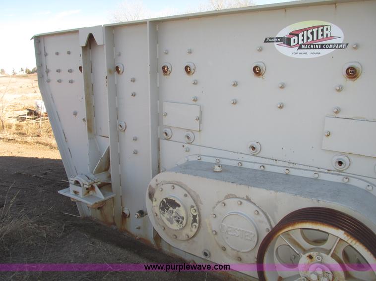 image for item G9819 Deister three deck vibrating screen