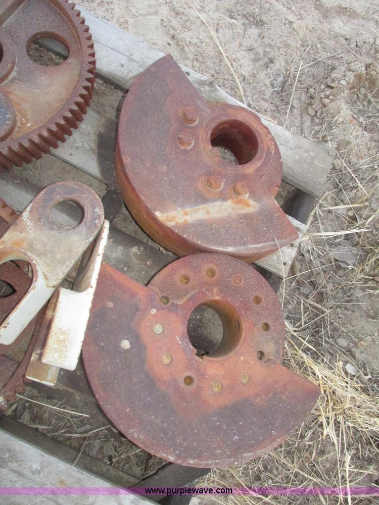 image for item G9819 Deister three deck vibrating screen