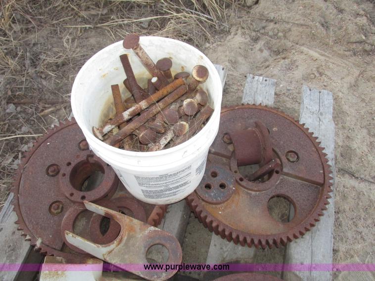 image for item G9819 Deister three deck vibrating screen