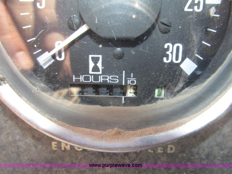 image for item G9820 Hyster C625B single drum roller