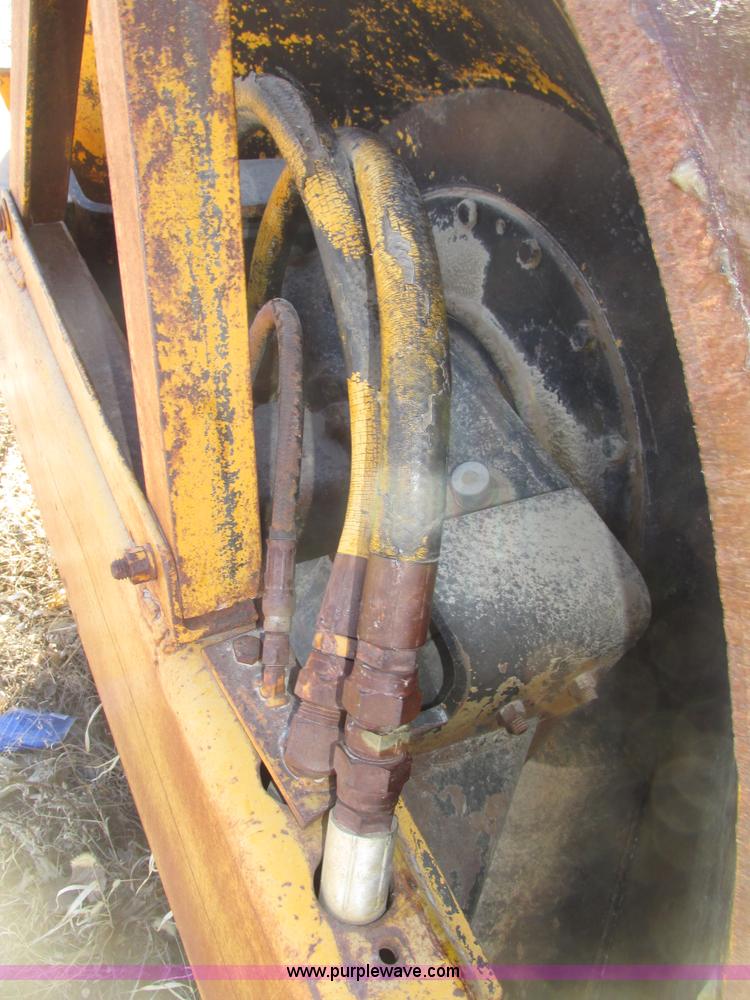 image for item G9820 Hyster C625B single drum roller