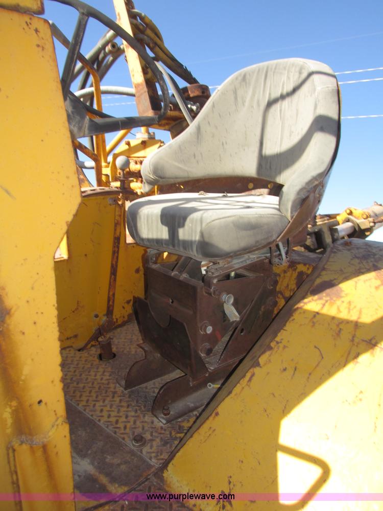 image for item G9821 Allis Chalmers 260A scraper front end