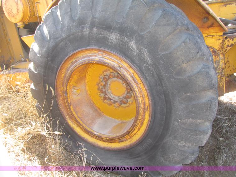 image for item G9821 Allis Chalmers 260A scraper front end