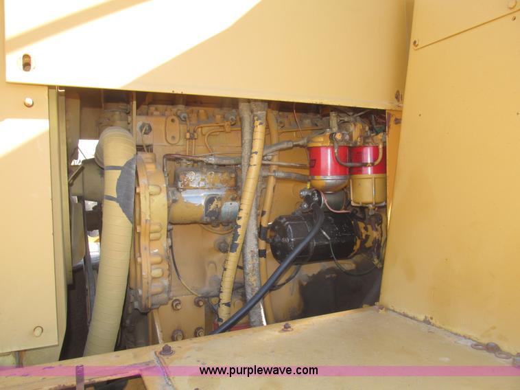 image for item G9822 Dresser pneumatic tire roller