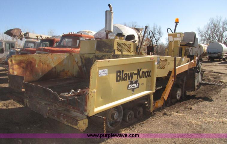 image for item G9824 1997 Blaw-Knox PF-5510 asphalt paver