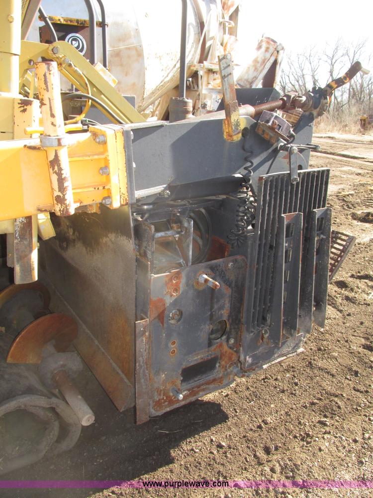 image for item G9824 1997 Blaw-Knox PF-5510 asphalt paver