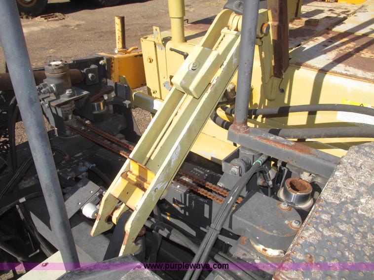 image for item G9824 1997 Blaw-Knox PF-5510 asphalt paver