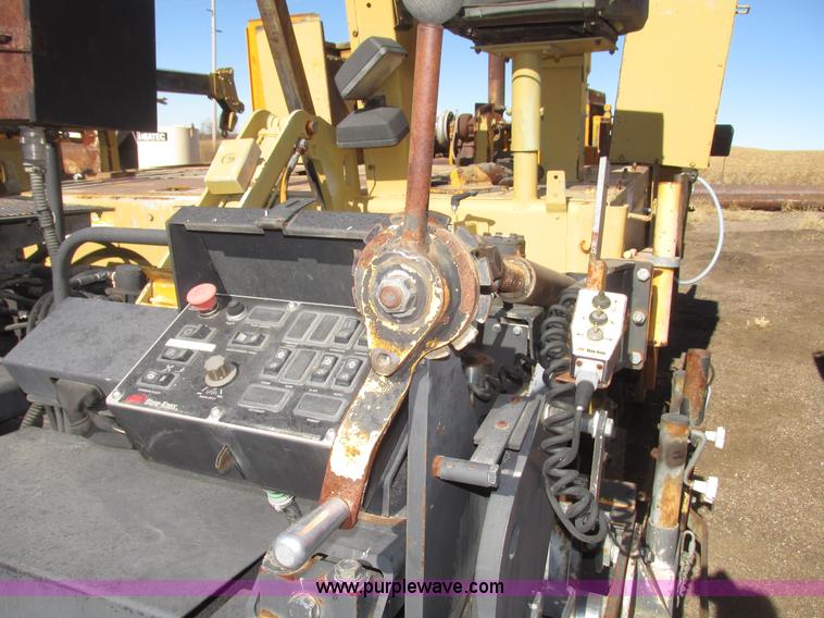 image for item G9824 1997 Blaw-Knox PF-5510 asphalt paver