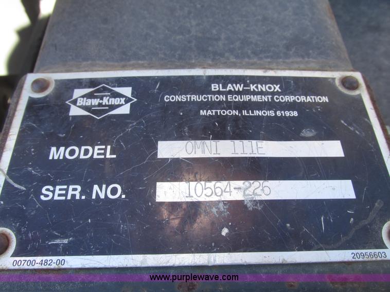 image for item G9824 1997 Blaw-Knox PF-5510 asphalt paver