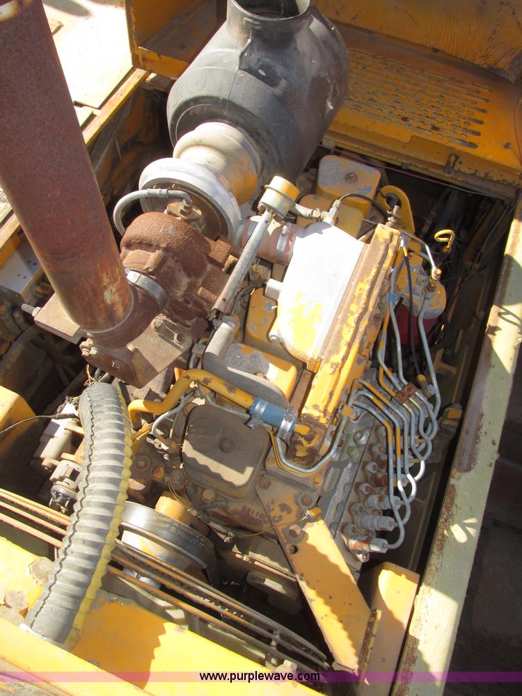 image for item G9824 1997 Blaw-Knox PF-5510 asphalt paver