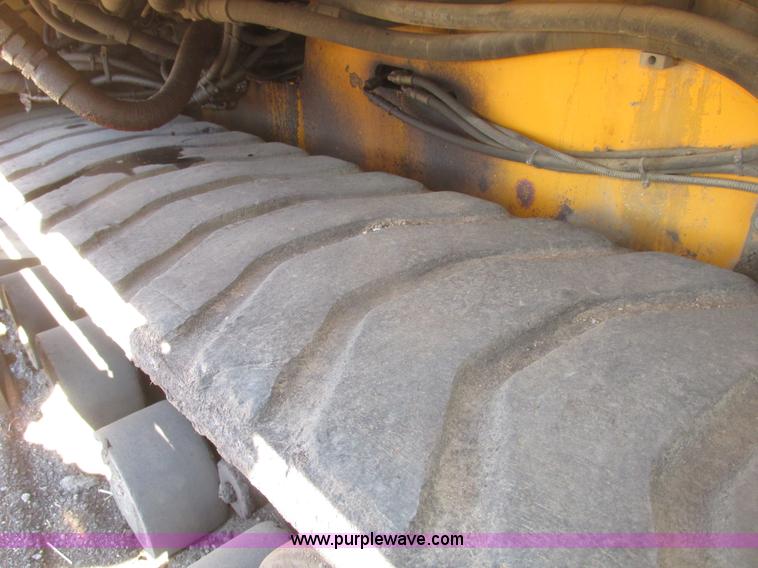 image for item G9824 1997 Blaw-Knox PF-5510 asphalt paver