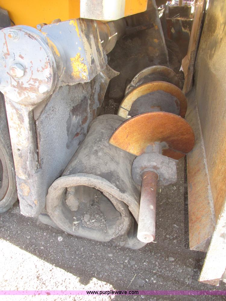 image for item G9824 1997 Blaw-Knox PF-5510 asphalt paver