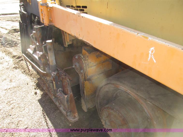 image for item G9824 1997 Blaw-Knox PF-5510 asphalt paver