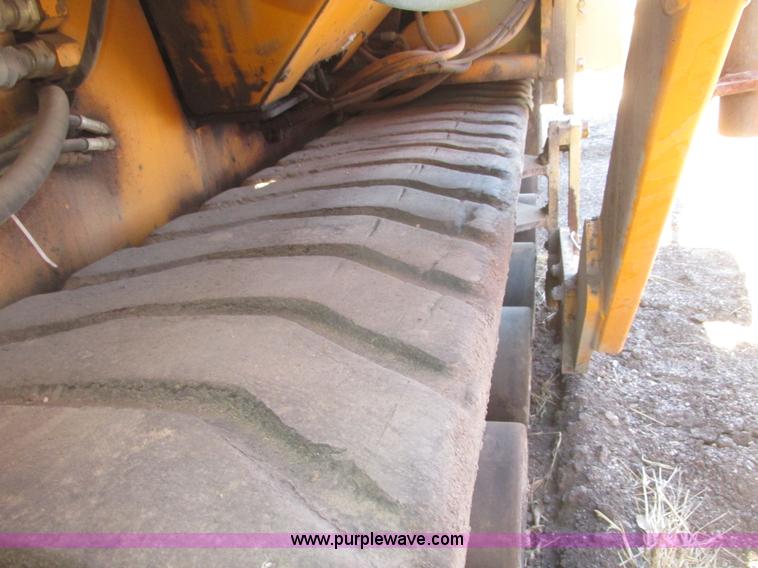 image for item G9824 1997 Blaw-Knox PF-5510 asphalt paver