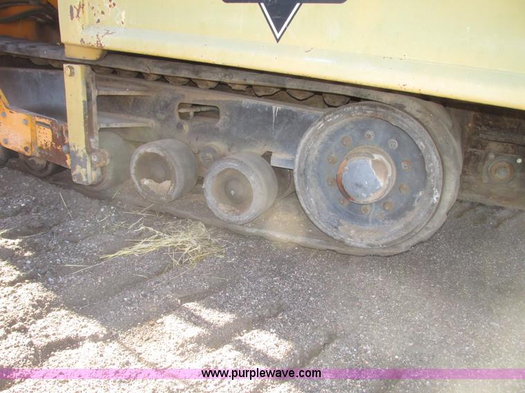 image for item G9824 1997 Blaw-Knox PF-5510 asphalt paver