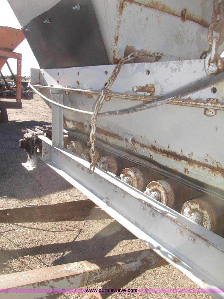 image for item G9825 Single bin aggregate hopper
