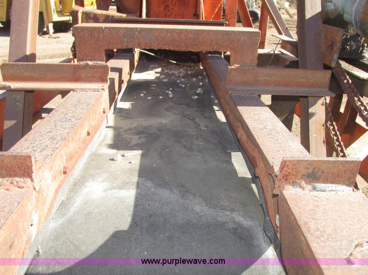 image for item G9826 Single bin aggregate hopper