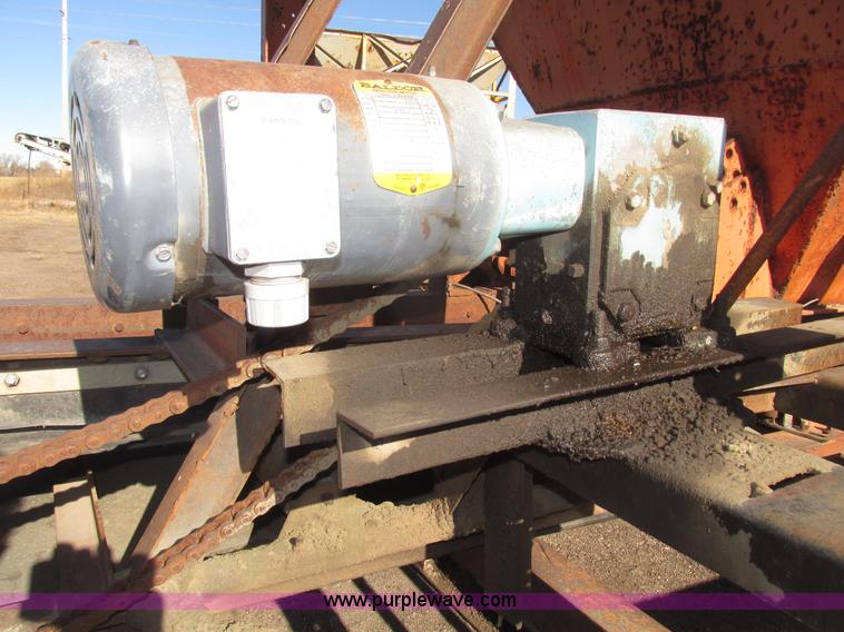 image for item G9826 Single bin aggregate hopper
