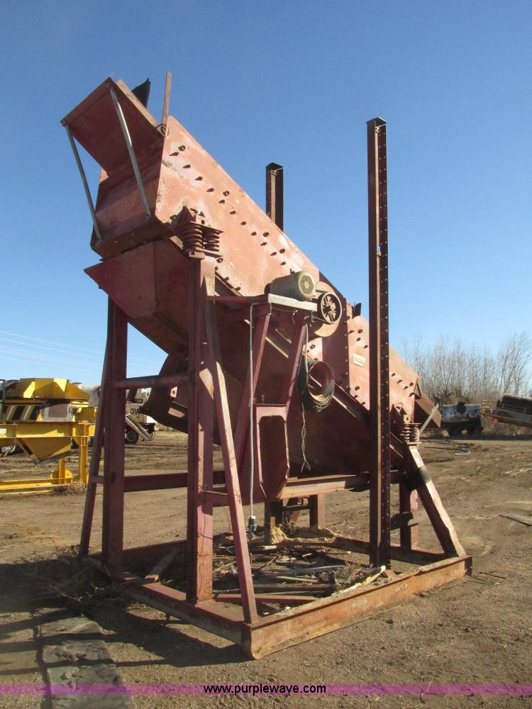 image for item G9828 Link-Belt CA vibrating screen