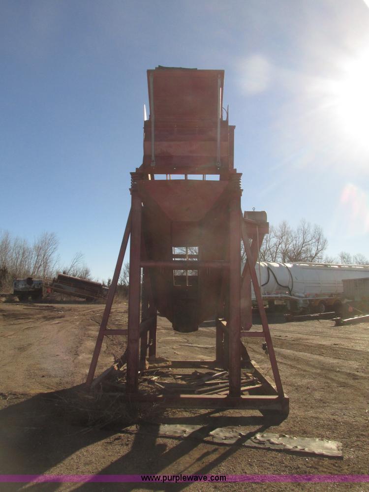 image for item G9828 Link-Belt CA vibrating screen