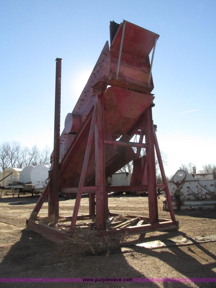 image for item G9828 Link-Belt CA vibrating screen