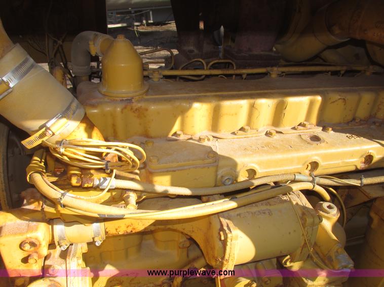image for item G9831 1975 Caterpillar 627B elevating scraper