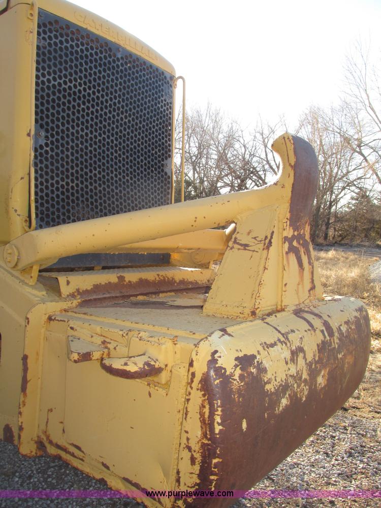 image for item G9831 1975 Caterpillar 627B elevating scraper