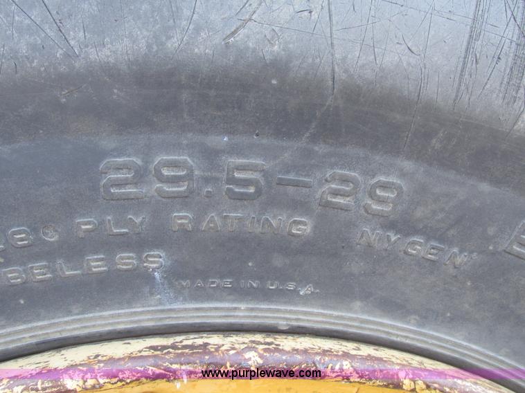 image for item G9831 1975 Caterpillar 627B elevating scraper