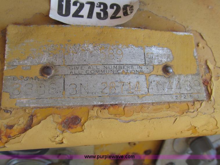 image for item G9831 1975 Caterpillar 627B elevating scraper