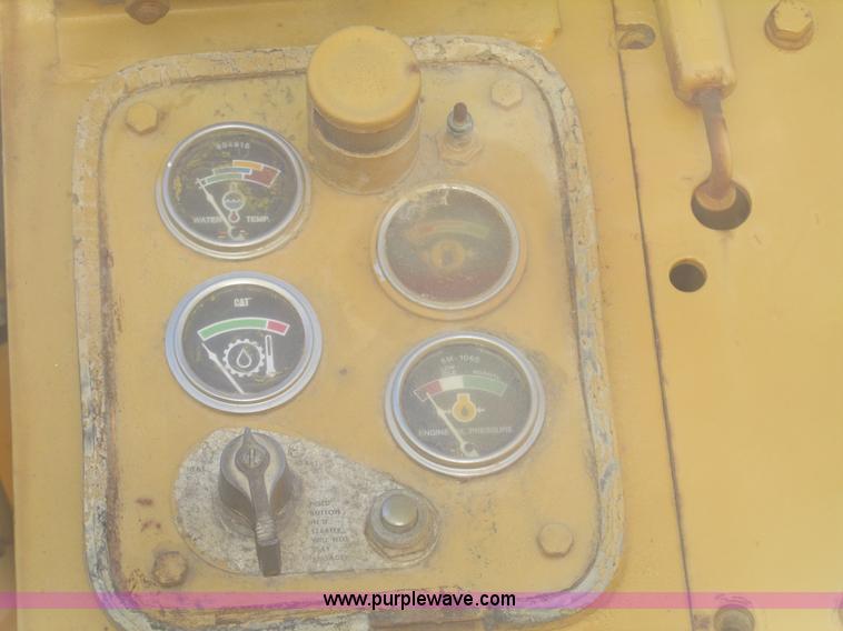 image for item G9831 1975 Caterpillar 627B elevating scraper