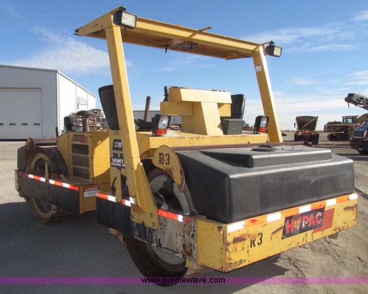 image for item G9835 2000 Hypac C778B articulated smooth double drum roller