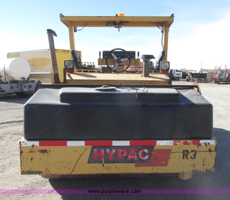 image for item G9835 2000 Hypac C778B articulated smooth double drum roller