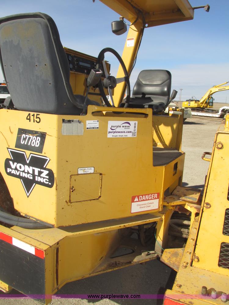 image for item G9835 2000 Hypac C778B articulated smooth double drum roller