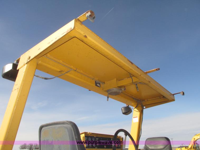 image for item G9835 2000 Hypac C778B articulated smooth double drum roller